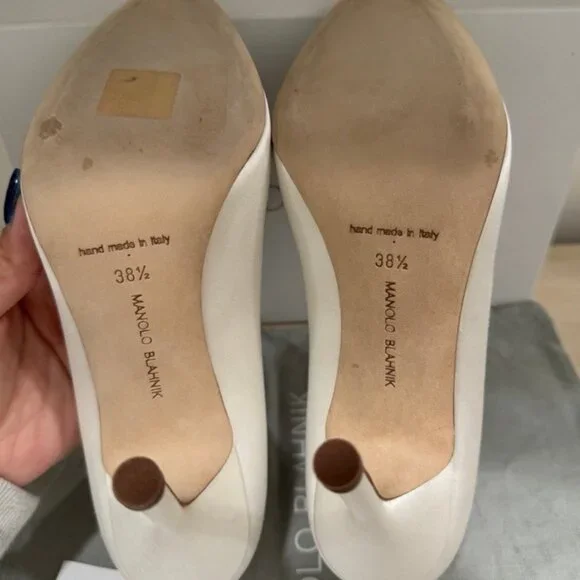 Manolo blahnik White Satin Jewel Buckle Pumps White Satin Jewel Buckle Pump - Picture 6 of 8